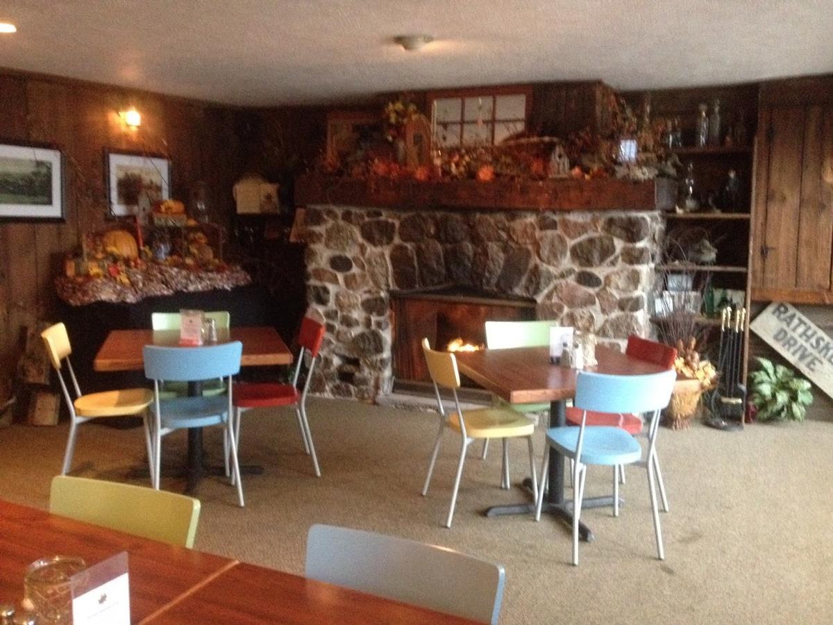 Beachcomber Inn Conesus Buitenkant foto